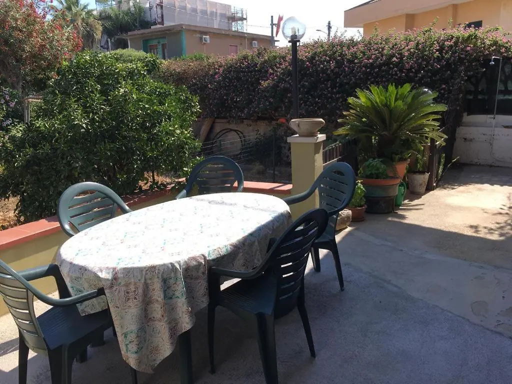 Holiday home Villetta Flora Marina Avola